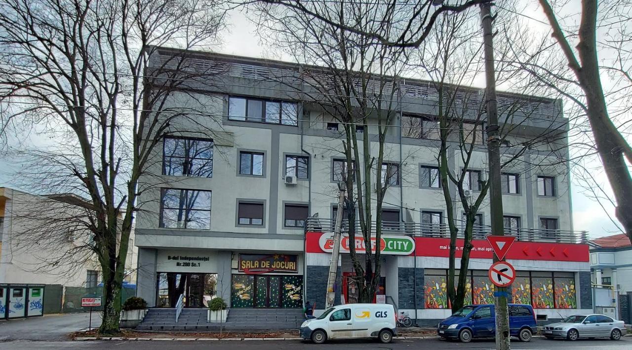 Jolie Suites Braila Bagian luar foto