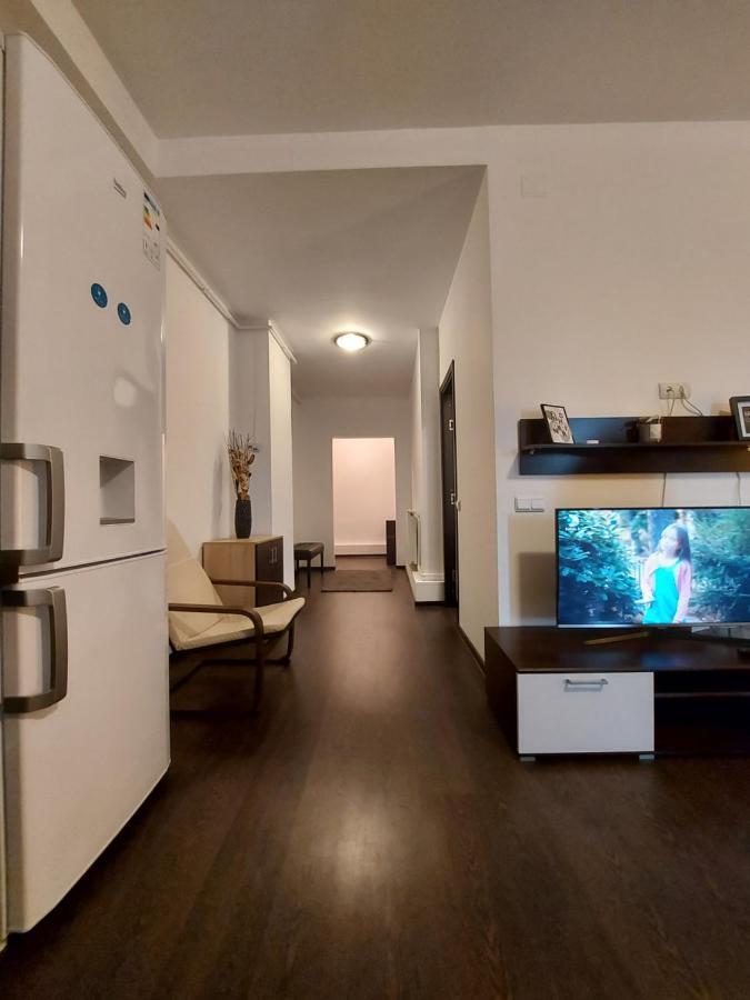 Jolie Suites Braila Bagian luar foto