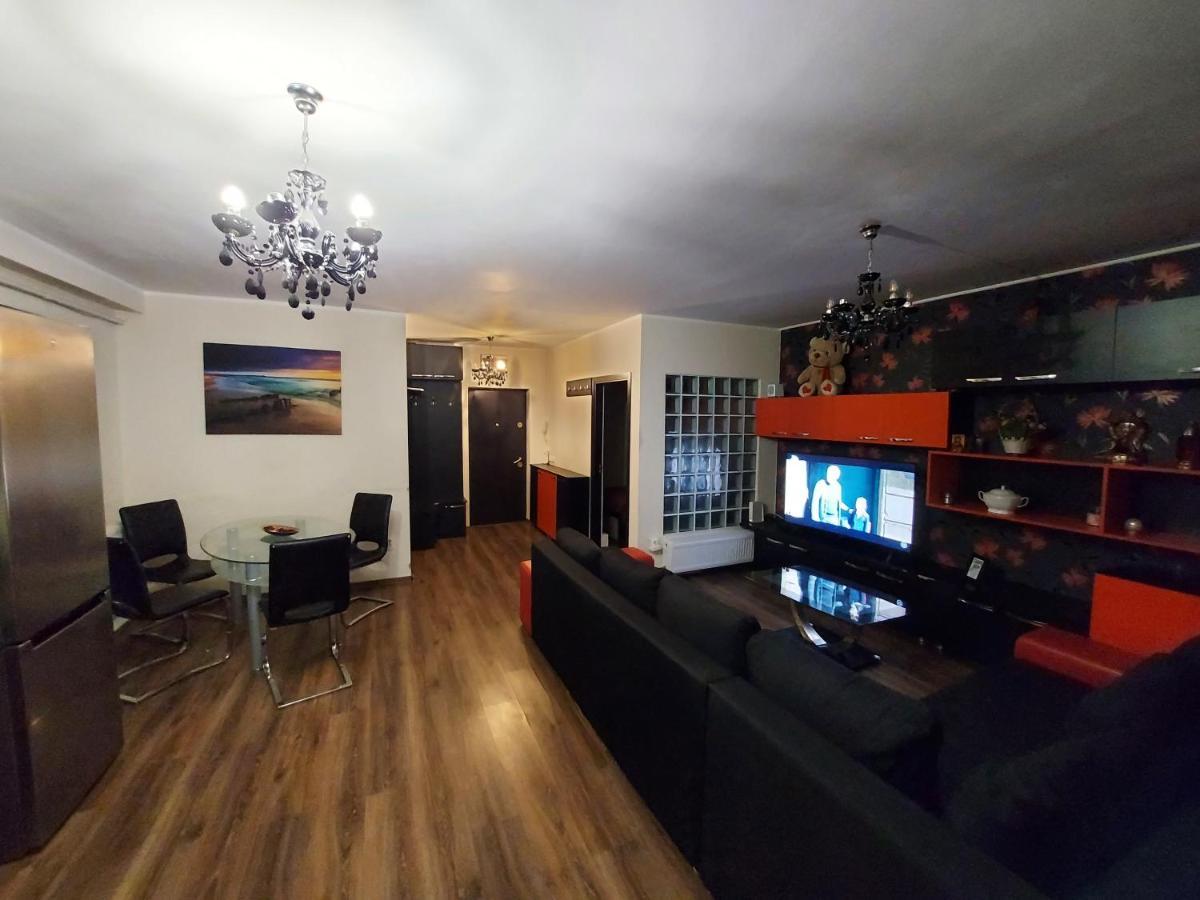 Jolie Suites Braila Bagian luar foto