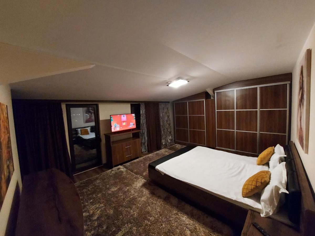 Jolie Suites Braila Bagian luar foto