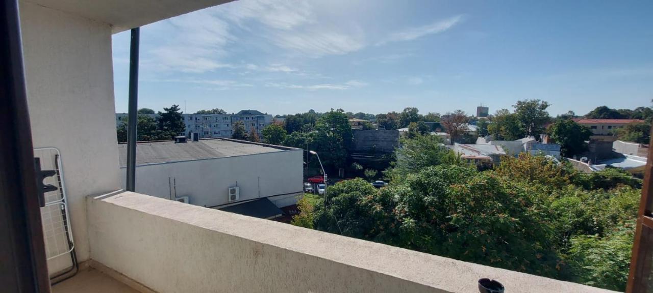 Jolie Suites Braila Bagian luar foto