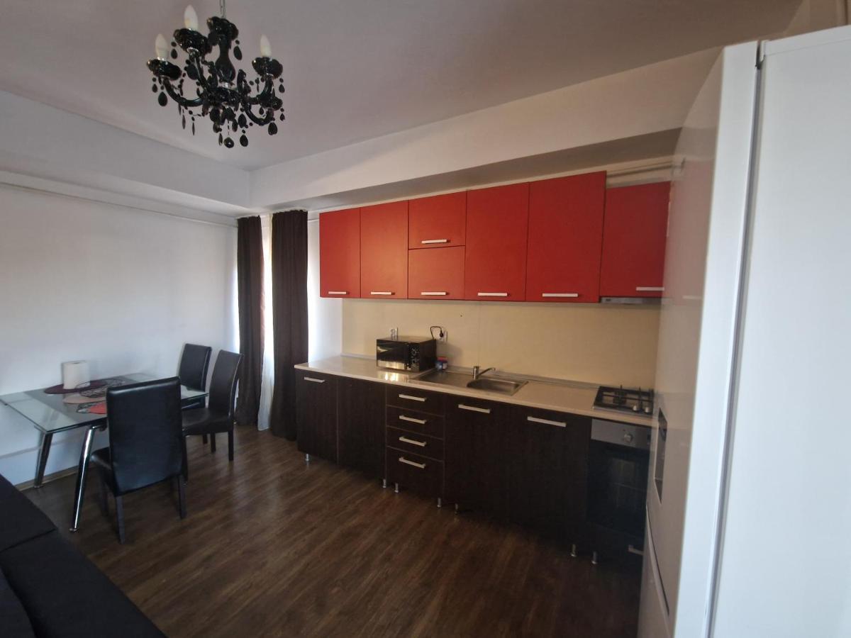 Jolie Suites Braila Bagian luar foto